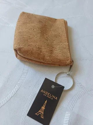 Monedero pequeño de corcho con cremallera