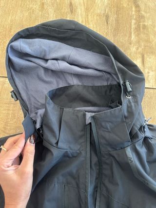 Chaqueta cortavientos impermeable ajustable XS