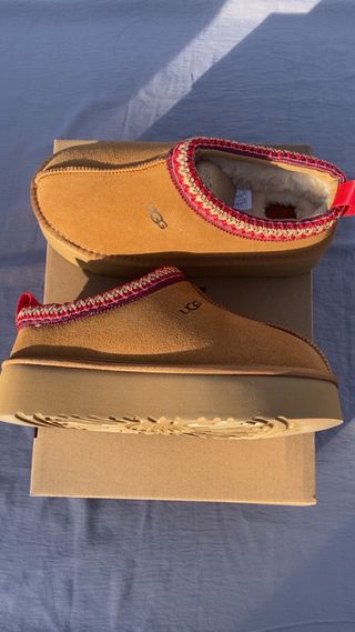 Pantuflas UGG Tazz Marrones