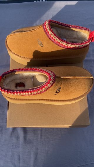 Pantuflas UGG Tazz Marrones