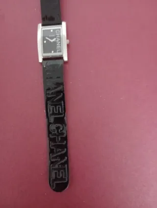 Relógio Chanel Preto e Prata