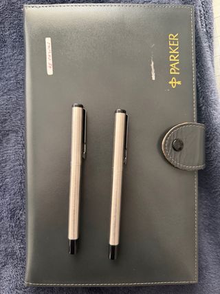 Set di due penne Parker Vector di Francisco
