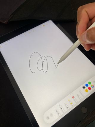 iPad 9 64GB Gris + Lápiz Compatible