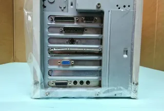 Torre PC Pentium 120 MMX