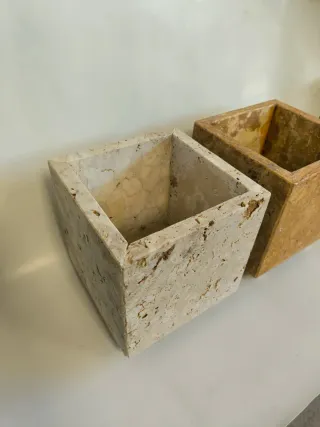 Jardinera en Travertino