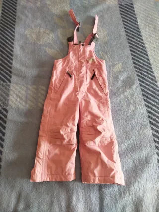 Mono de nieve rosa niña