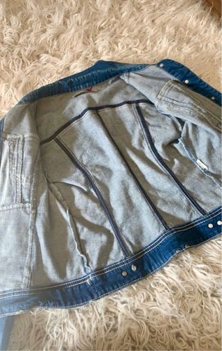 Cazadora vaquera azul Stradivarius