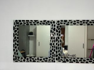 Tocador cristal y columnas granito