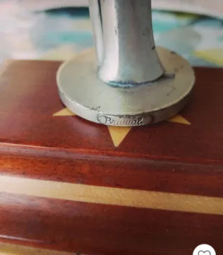 Statuina coppia abbracciata in argento