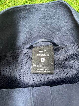 Chaqueta Nike Shield SGR Talla L