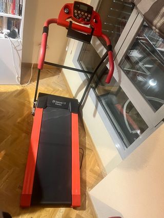 Cinta de Correr Eléctrica Deluxe 13