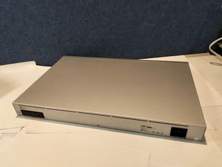 Switch L3 24P 10G SFP+ UniFi USW-PRO-24 Ubiquiti