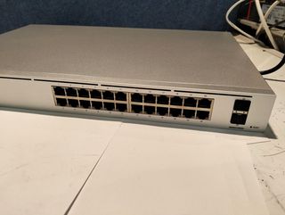 Switch L3 24P 10G SFP+ UniFi USW-PRO-24 Ubiquiti