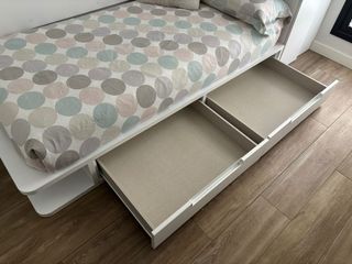 Conjunto de cama individual con almacenaje
