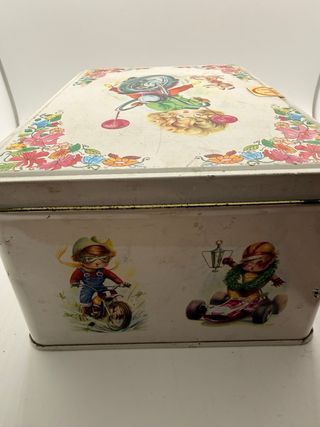 Lata Vintage Niña Moto Flores