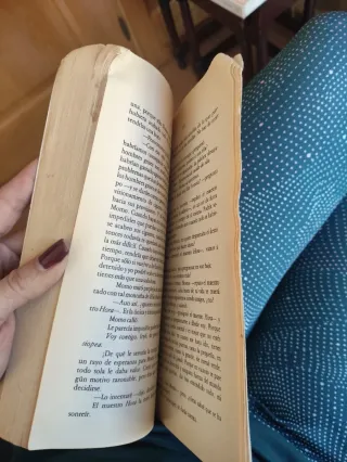 Libro lectura clásica momo