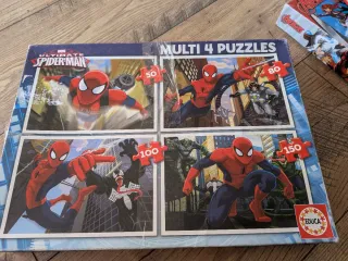 Lote 2 Puzles Spiderman Educa