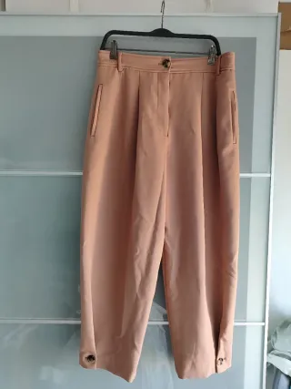 Pantalón Zara muy estiloso