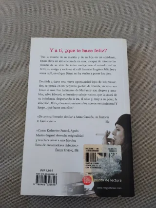 La gente feliz lee y toma cafe (Spanish Edition)