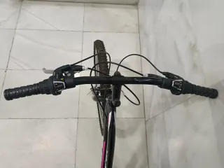 Bicicleta niña B-PRO JIU 24 negra/rosa