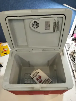 Nevera Portátil Arebos 40L Frío/Calor