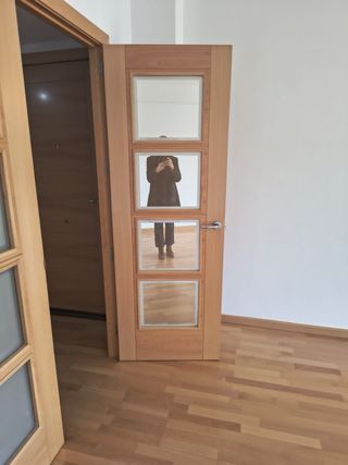Puertas interiores madera con marco