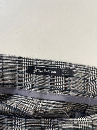 Falda pantalón cuadros Stradivarius