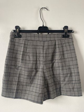 Falda pantalón cuadros Stradivarius