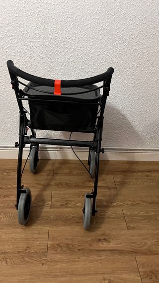 Andador Plegable para Ancianos