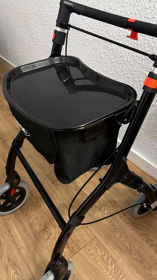 Andador Plegable para Ancianos