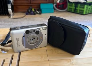 Cámara Canon IXUS L-1 Analógica Probada