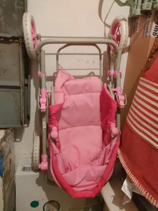Silla de muñecas rosa plegable