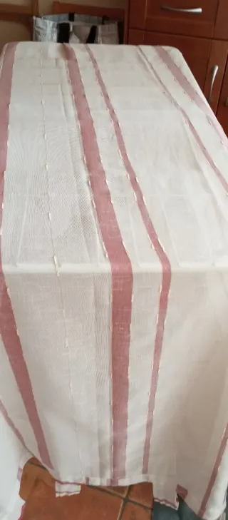 2 Cortinas Beige y Rojo 135x245 cm