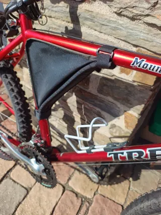 Bicicleta Trek Roja antigua. Funciona bien.