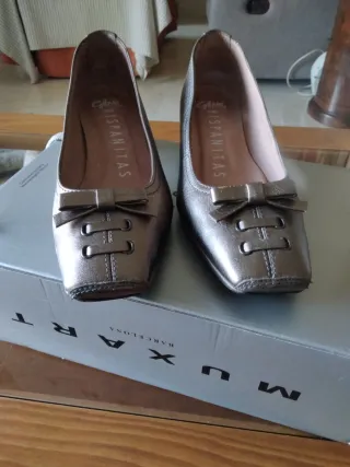 Zapatos Hispanitas Talla 37 Bronce