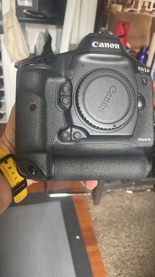 Cámara Canon EOS-1D X Mark III