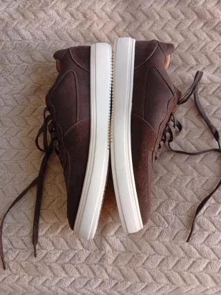 Zapatos deportivos ante marrones T41 sin estrenar