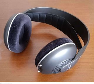 Auriculares Inalámbricos AKG T940 AFC