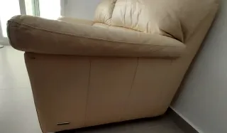 SOLO HASTA FINAL DE MARZO. ÚLTIMO PRECIO. Sofá de