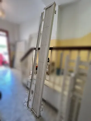 Reja de seguridad metálica de tijera