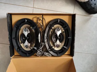 Altavoces 6x9 300V