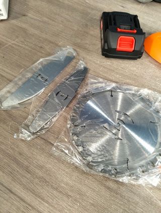 Desbrozadora cortacésped 18.000 rpm 21V + batería