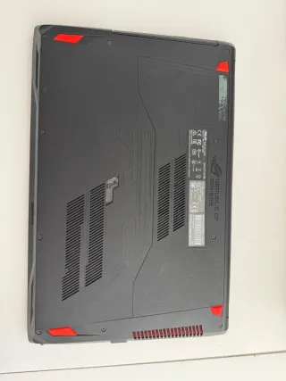 Portátil Gamer Asus ROG GL553V TIENE FALLO