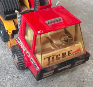 Camión Grúa Tigre Gozán Antiguo