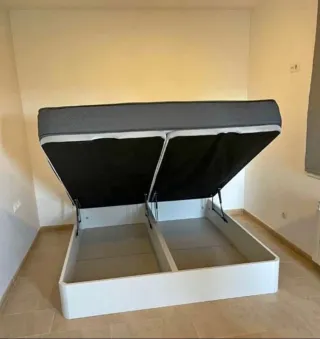 Divano letto con divani e materassi di alta qualità