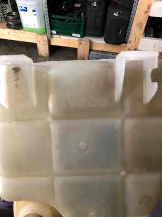 Depósito anticongelante Iveco Daily