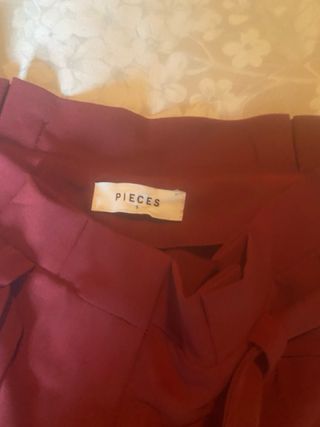 Pantalón granate talla S
