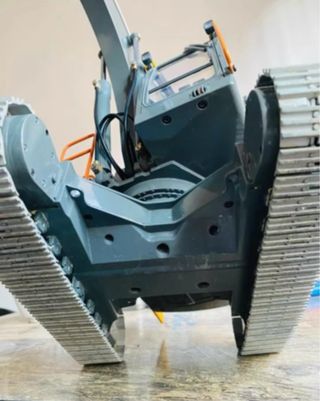 Excavadora RC Volvo EC160E Hidráulica Envio inclui