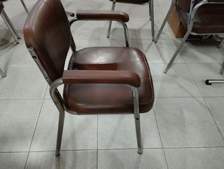 Lote 4 mesas bar y 12 sillas