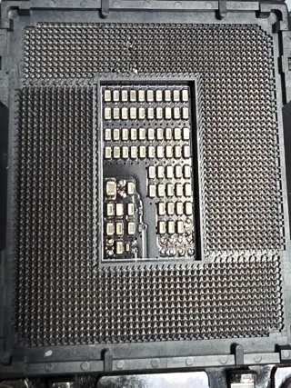 Placa Base Asus Prime Z690M-PLUS con pines doblado